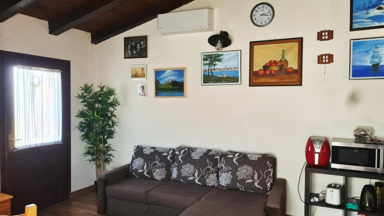 Apartman Kos Rosini Zewnętrze zdjęcie